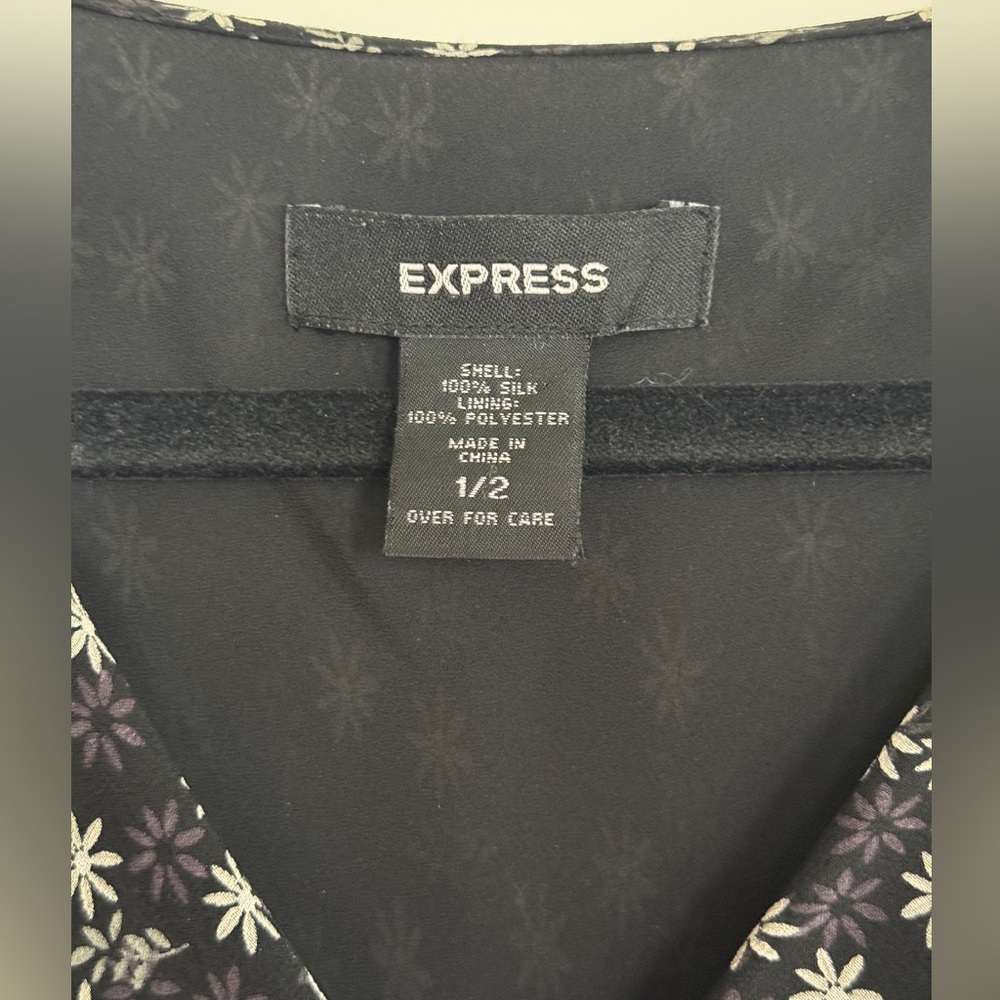 🥸SOLD🥸 Vintage y2k Express 100% Silk bias cut cap sleeve midi dress with floral - Picture 5 of 8